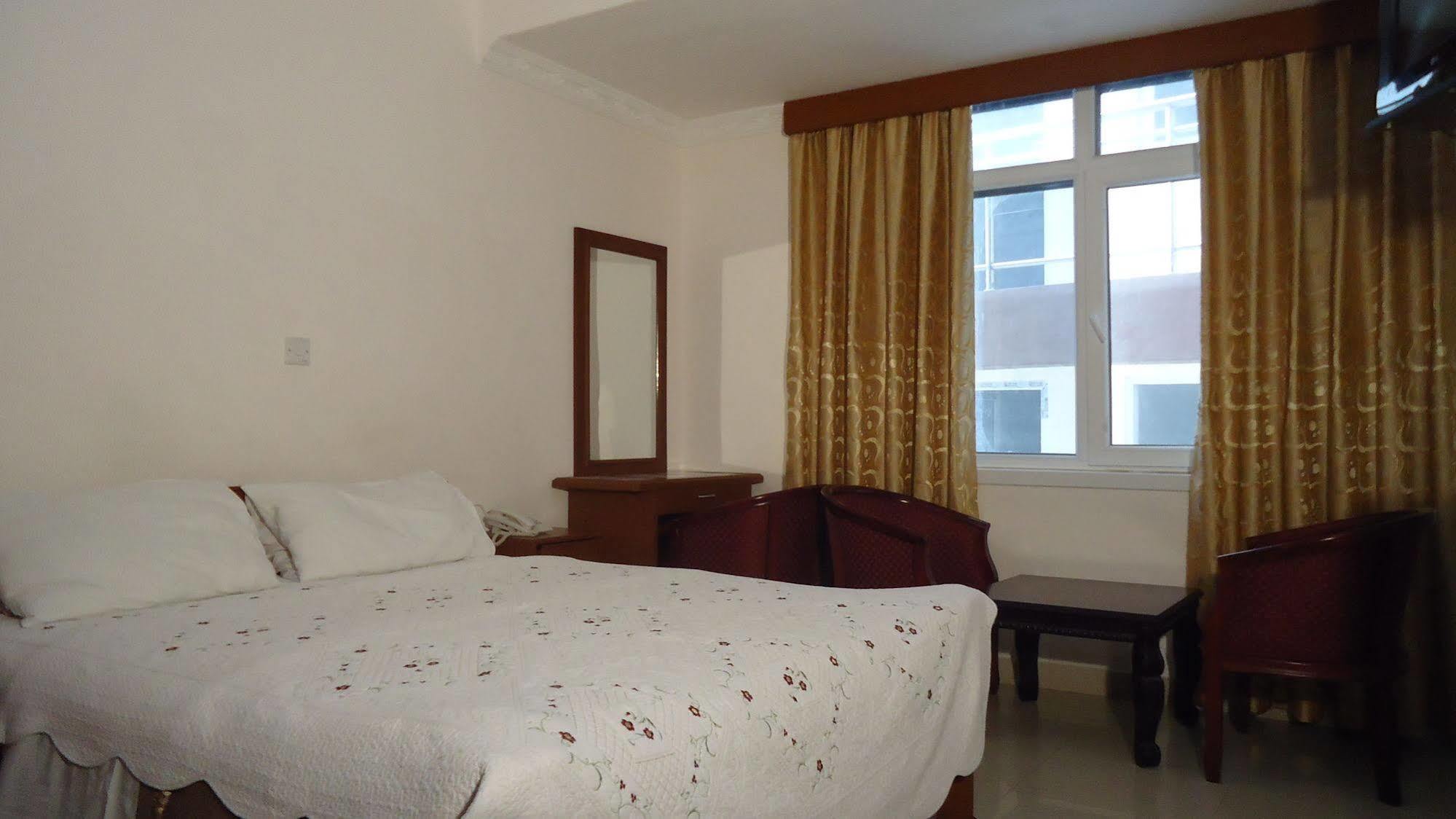 Rainbow Hotel Dar es Salaam Extérieur photo
